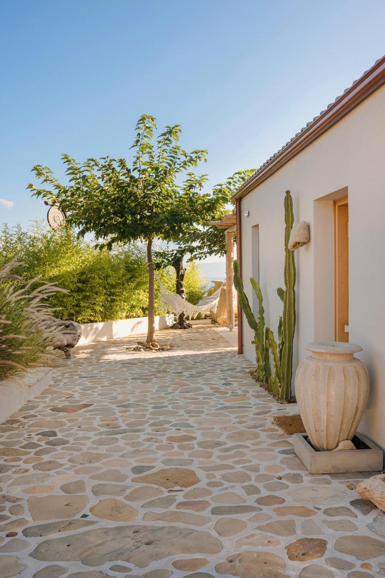Spathes Suites Kefalonia - Luxury Suites Ratzaklion Exterior photo